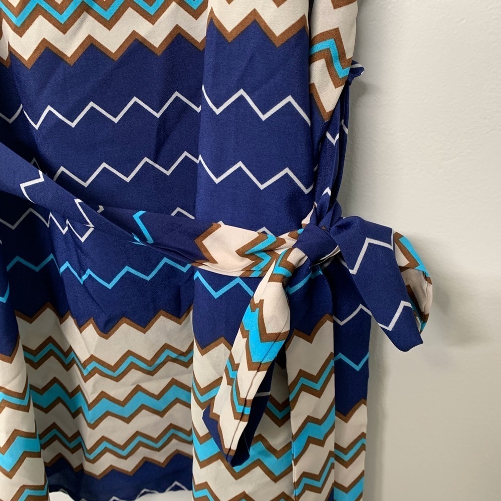 CHEVRON BLOUSE*** - Picture 4 of 5